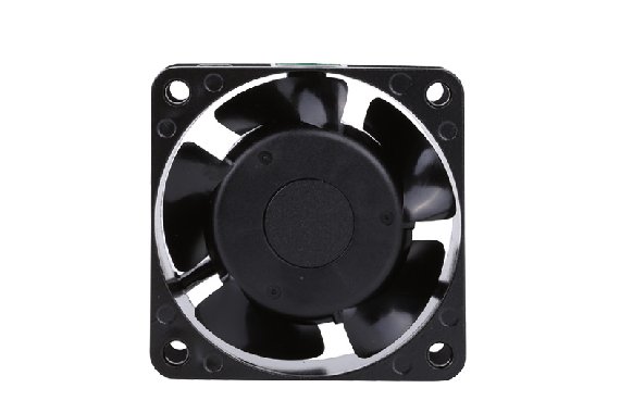 <b>聚焦散熱風(fēng)扇重要性，三巨電機帶你了解行業(yè)的秘密</b>